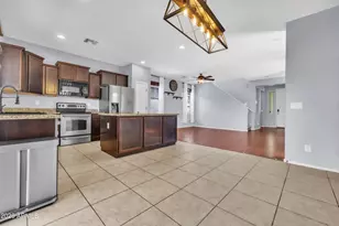 11766 N 154th Ln, Surprise, AZ 85379 - Photo 8