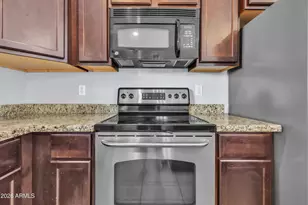 11766 N 154th Ln, Surprise, AZ 85379 - Photo 14