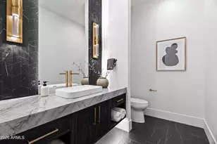 8100 N 64th Pl, Paradise Valley, AZ 85253 - Photo 30