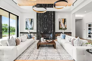 8100 N 64th Pl, Paradise Valley, AZ 85253 - Photo 4