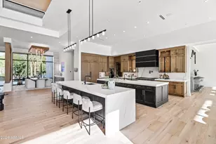 8100 N 64th Pl, Paradise Valley, AZ 85253 - Photo 8