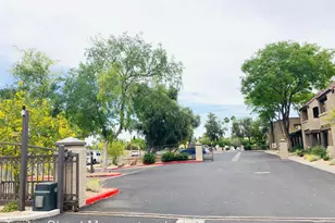 5995 N 78th St, Scottsdale, AZ 85250 - Photo 12