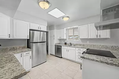 3940 W Eva Street, Phoenix, AZ 85051 - Photo 2