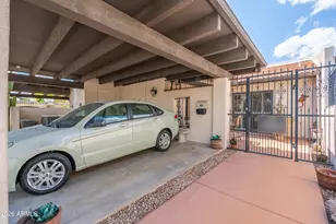 2810 N 61st Pl, Scottsdale, AZ 85257 - Photo 4