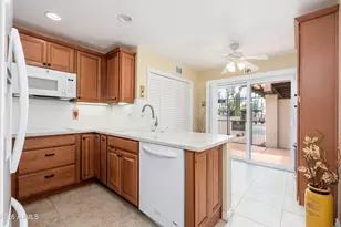 2810 N 61st Pl, Scottsdale, AZ 85257 - Photo 18