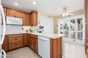 2810 N 61st Pl, Scottsdale, AZ 85257 - Photo 16