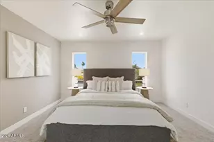 2218 E Sunnyside Dr, Phoenix, AZ 85028 - Photo 18