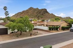 2218 E Sunnyside Dr, Phoenix, AZ 85028 - Photo 66