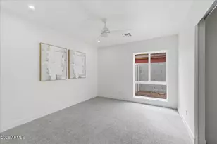 2218 E Sunnyside Dr, Phoenix, AZ 85028 - Photo 28