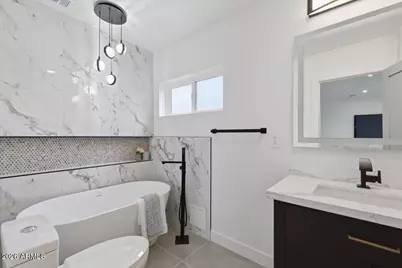 2218 E Sunnyside Drive, Phoenix, AZ 85028 - Photo 24
