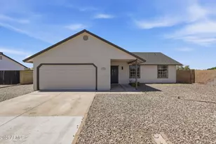 126 N Cottonwood St, Chandler, AZ 85225 - Photo 2