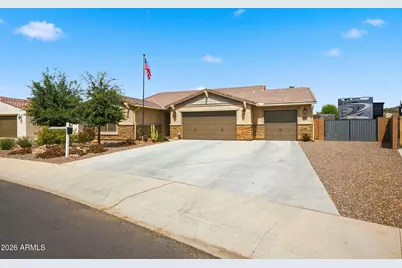 18406 W Highland Avenue, Goodyear, AZ 85395 - Photo 1