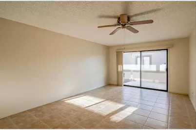 18624 N 93rd Avenue, Peoria, AZ 85382 - Photo 2