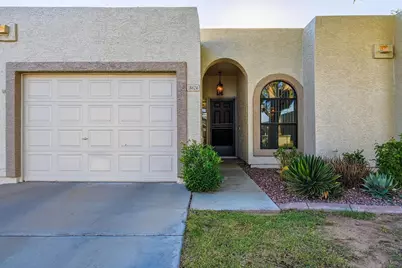 18624 N 93rd Avenue, Peoria, AZ 85382 - Photo 2