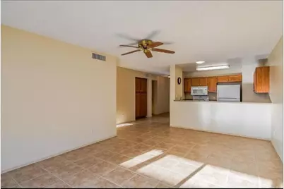 18624 N 93rd Avenue, Peoria, AZ 85382 - Photo 8