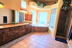 1428 E Breezy Ct, Phoenix, AZ 85086 - Photo 30