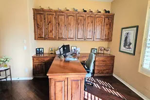 1428 E Breezy Ct, Phoenix, AZ 85086 - Photo 38