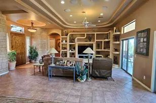 1428 E Breezy Ct, Phoenix, AZ 85086 - Photo 8