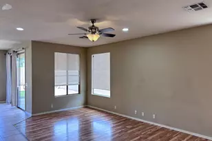 2720 E Hulet Dr, Chandler, AZ 85225 - Photo 8