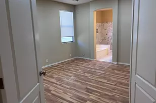 2720 E Hulet Dr, Chandler, AZ 85225 - Photo 8