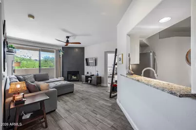 1747 E Northern Avenue #117, Phoenix, AZ 85020 - Photo 8