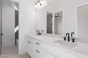 4206 E Whitton Ave, Phoenix, AZ 85018 - Photo 24