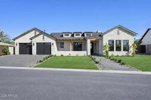 4206 E Whitton Ave, Phoenix, AZ 85018 - Photo 1