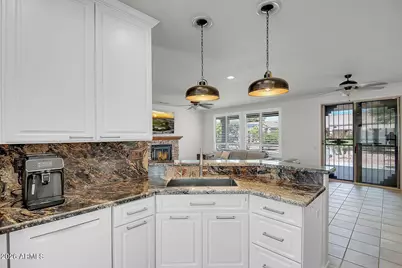 15776 W Silver Breeze Drive, Surprise, AZ 85374 - Photo 10