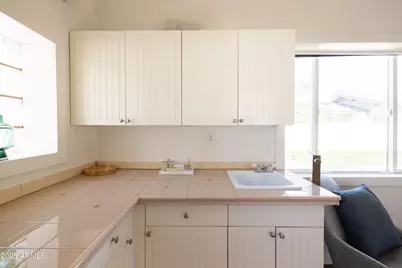 70 W Lynwood Street, Phoenix, AZ 85003 - Photo 60