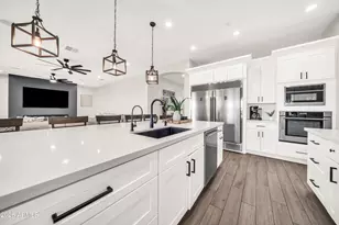 9321 W Buckskin Trail, Peoria, AZ 85383 - Photo 12