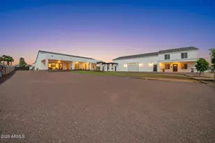 9321 W Buckskin Trail, Peoria, AZ 85383 - Photo 2