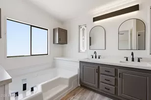 8601 N 103rd Ave, Peoria, AZ 85345 - Photo 24