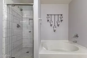 7011 W Mercer Ln, Peoria, AZ 85345 - Photo 24