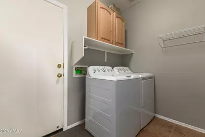 7011 W Mercer Lane, Peoria, AZ 85345 - Photo 10