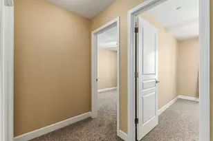 10441 E Hillery Dr, Scottsdale, AZ 85255 - Photo 36