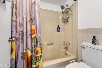 3033 E Devonshire Avenue #2009, Phoenix, AZ 85016 - Photo 14