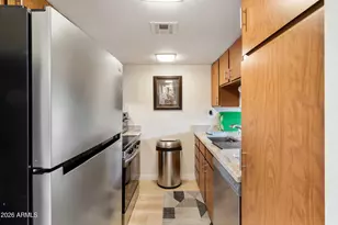 3033 E Devonshire Ave, Phoenix, AZ 85016 - Photo 8