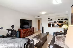 3033 E Devonshire Ave, Phoenix, AZ 85016 - Photo 4