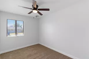 6622 W Peck Dr, Glendale, AZ 85301 - Photo 18