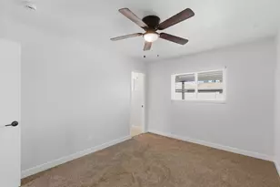 6622 W Peck Dr, Glendale, AZ 85301 - Photo 14