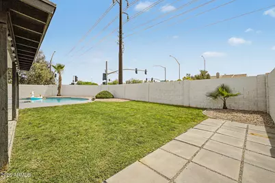 807 W Naranja Avenue, Mesa, AZ 85210 - Photo 28