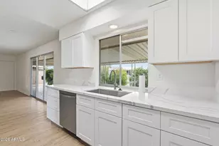 10838 W Amber Trail, Sun City, AZ 85351 - Photo 18