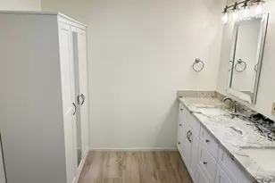 2601 E Cinnabar Ave, Phoenix, AZ 85028 - Photo 12