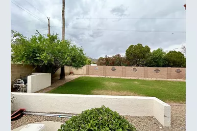 2601 E Cinnabar Avenue, Phoenix, AZ 85028 - Photo 28
