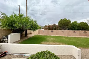 2601 E Cinnabar Ave, Phoenix, AZ 85028 - Photo 28