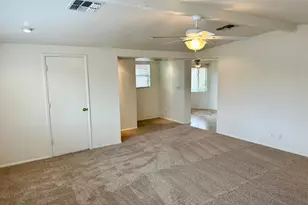 2601 E Cinnabar Ave, Phoenix, AZ 85028 - Photo 20