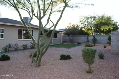 6702 E Almeria Road, Scottsdale, AZ 85257 - Photo 18