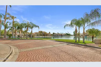 1334 W Sandpiper Drive, Gilbert, AZ 85233 - Photo 100