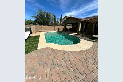 17706 W Red Bird Road, Surprise, AZ 85387 - Photo 18