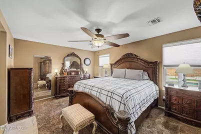17706 W Red Bird Road, Surprise, AZ 85387 - Photo 10